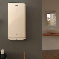 Водонагрівач електричний  Ariston VELIS PRO 100 EU плаский, слім, 100л, 2*1,5 кВт, емал. нагр. ел, ун. монтаж, ел. кер-ня, B, білий